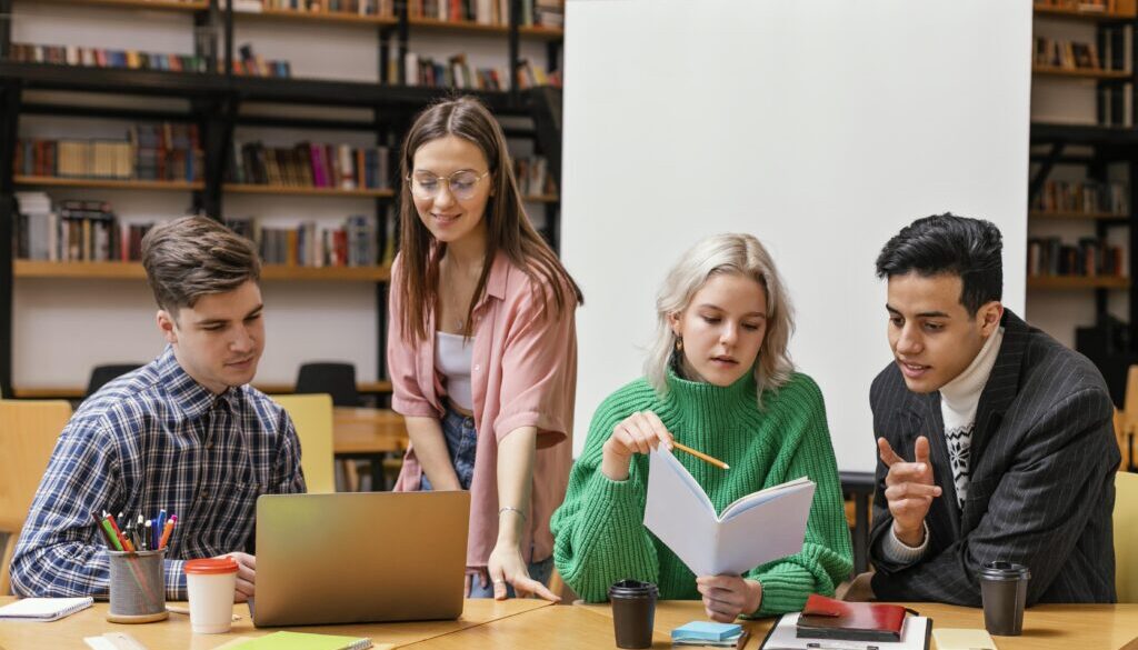 Digital Marketing Online Self Training vs. Training Institutes
